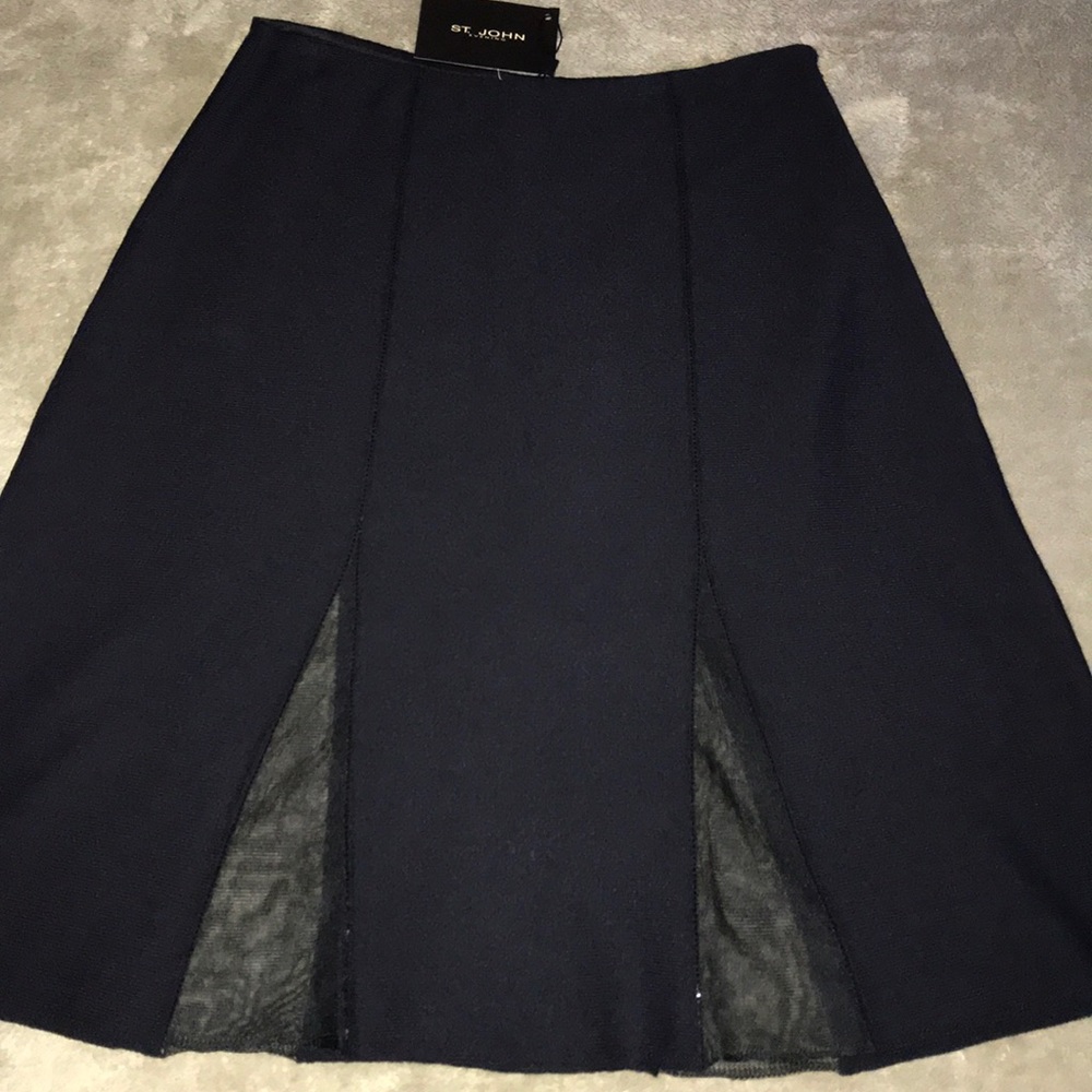 St. John Evening size 10 black sequined skirt